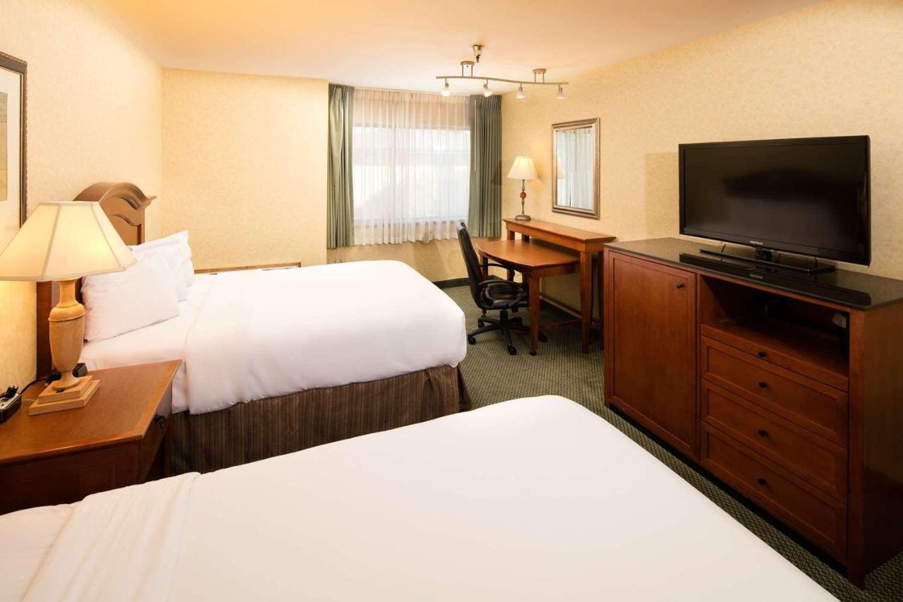 Red Lion Hotel Kennewick Columbia Center Extérieur photo
