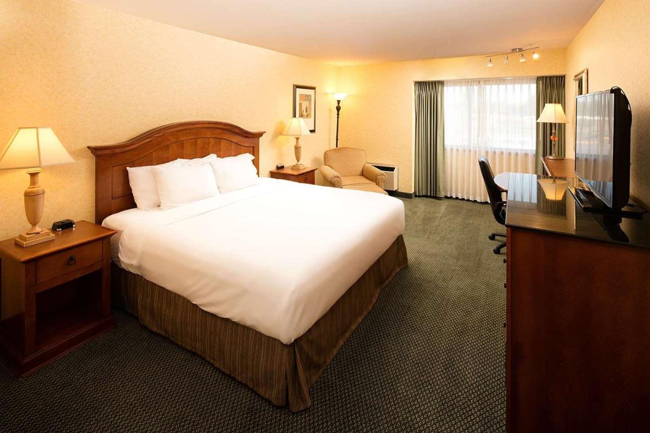 Red Lion Hotel Kennewick Columbia Center Extérieur photo